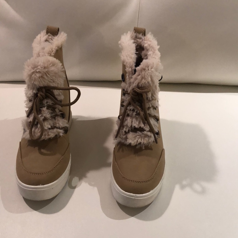 HIGHTOP WEDGE SNEAKERS